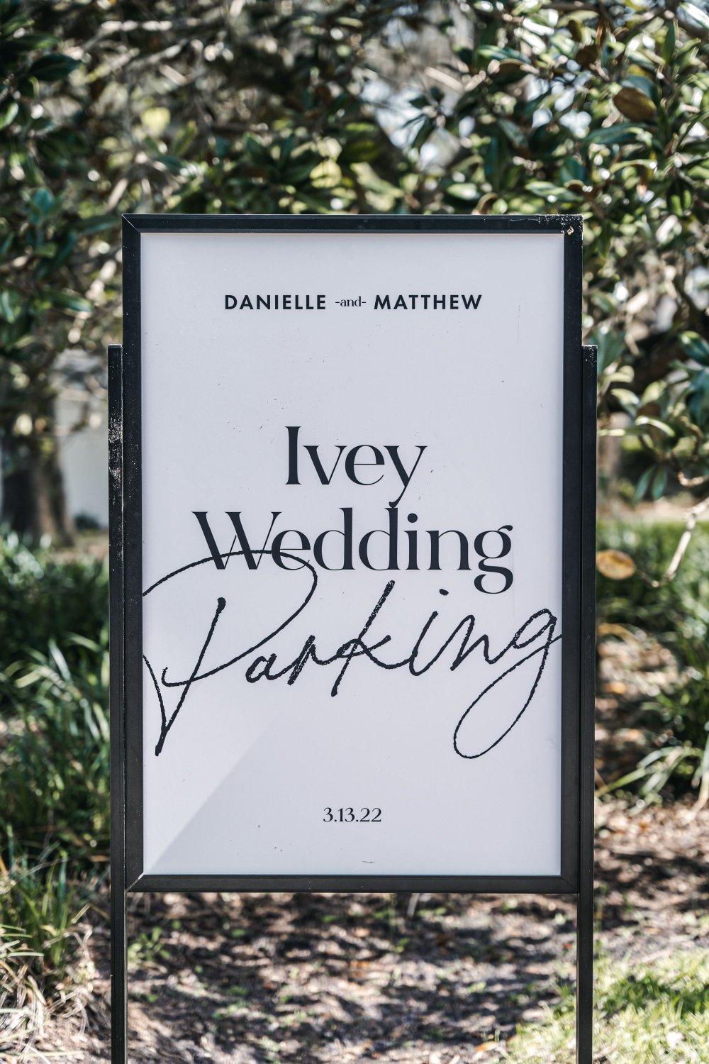 carousel-hero-element image-1